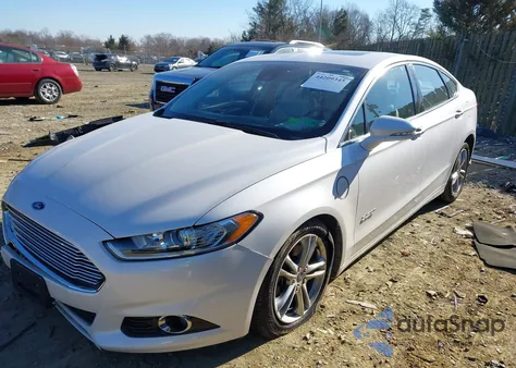 2015 Ford Fusion Energi Titanium from USA, damaged, VIN 3FA6P0SU6FR260682